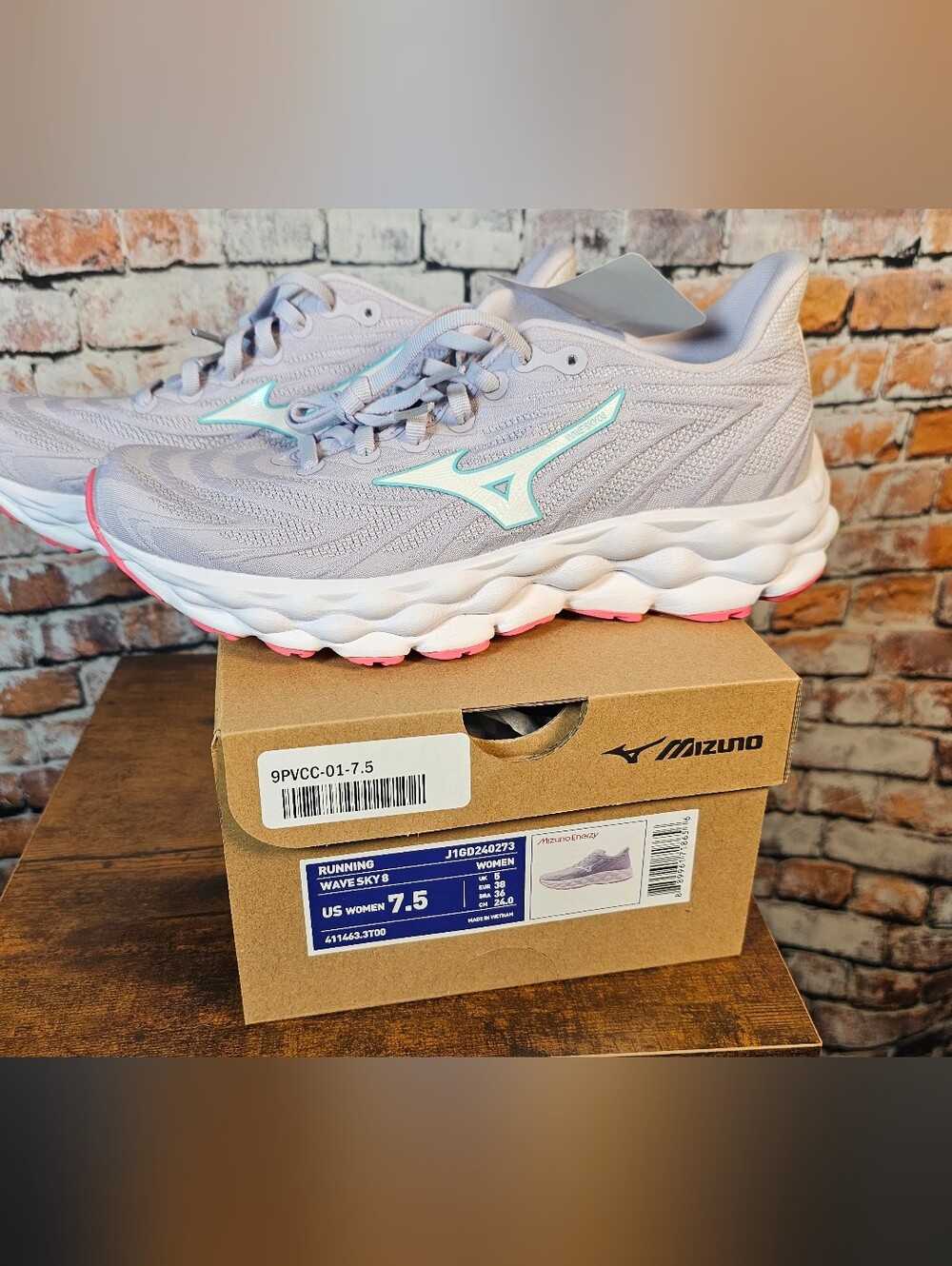 Mizuno Wave Sky 8 Running Shoes NWT Women's 7.5 Lavender Gray Pink Enerzy NXT